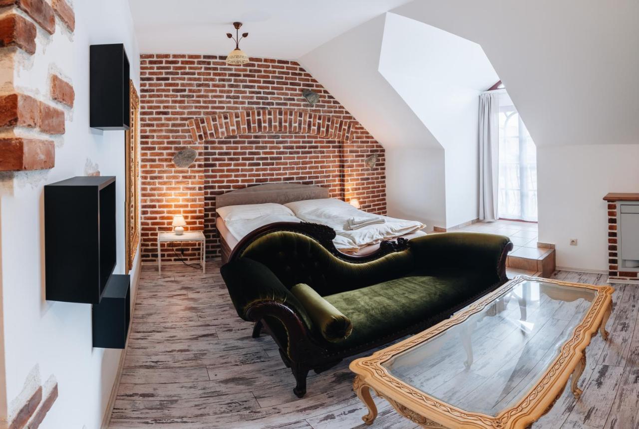 Kastely Grof Zichy Hotel Haniska Luaran gambar