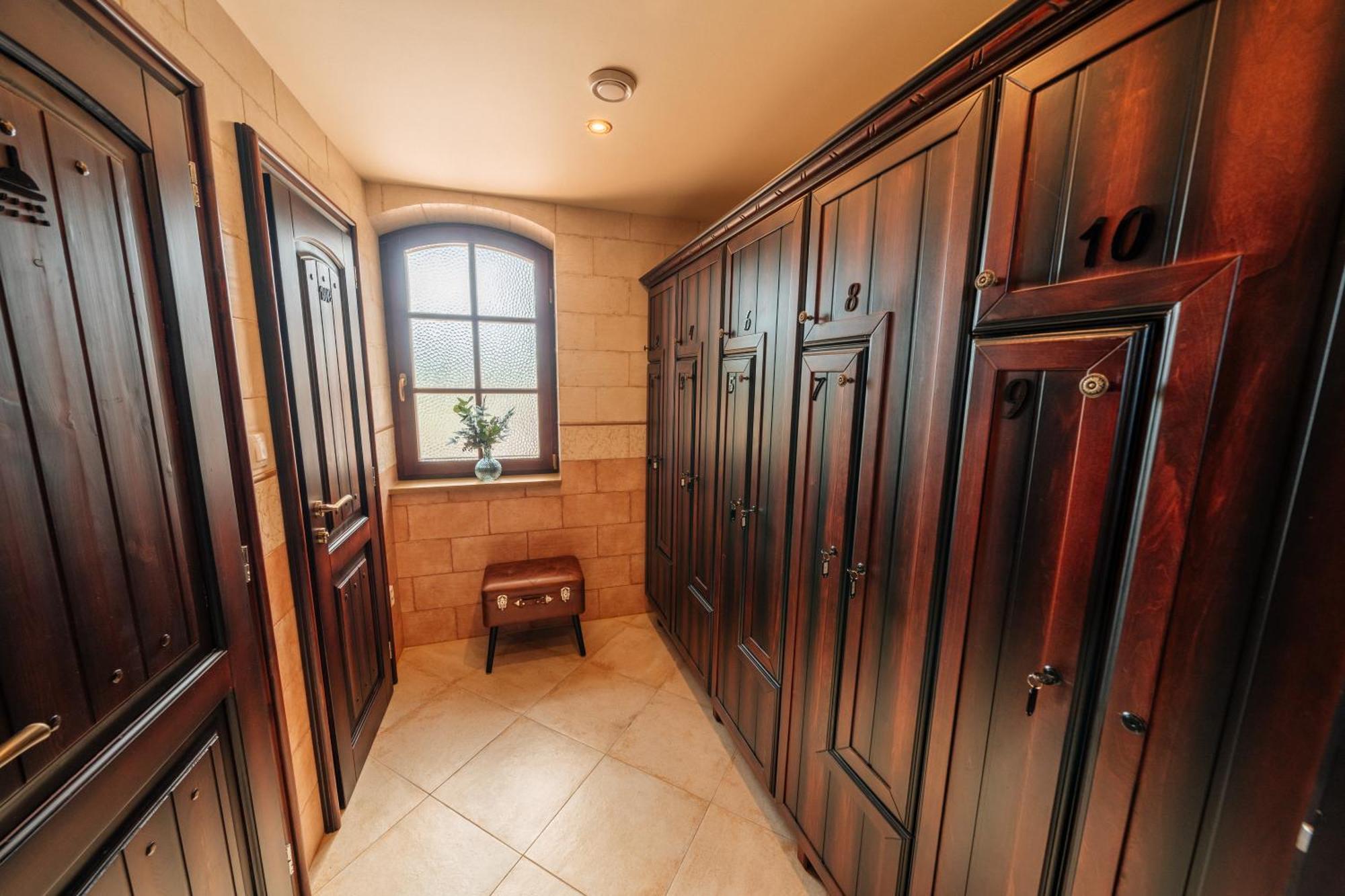 Kastely Grof Zichy Hotel Haniska Luaran gambar