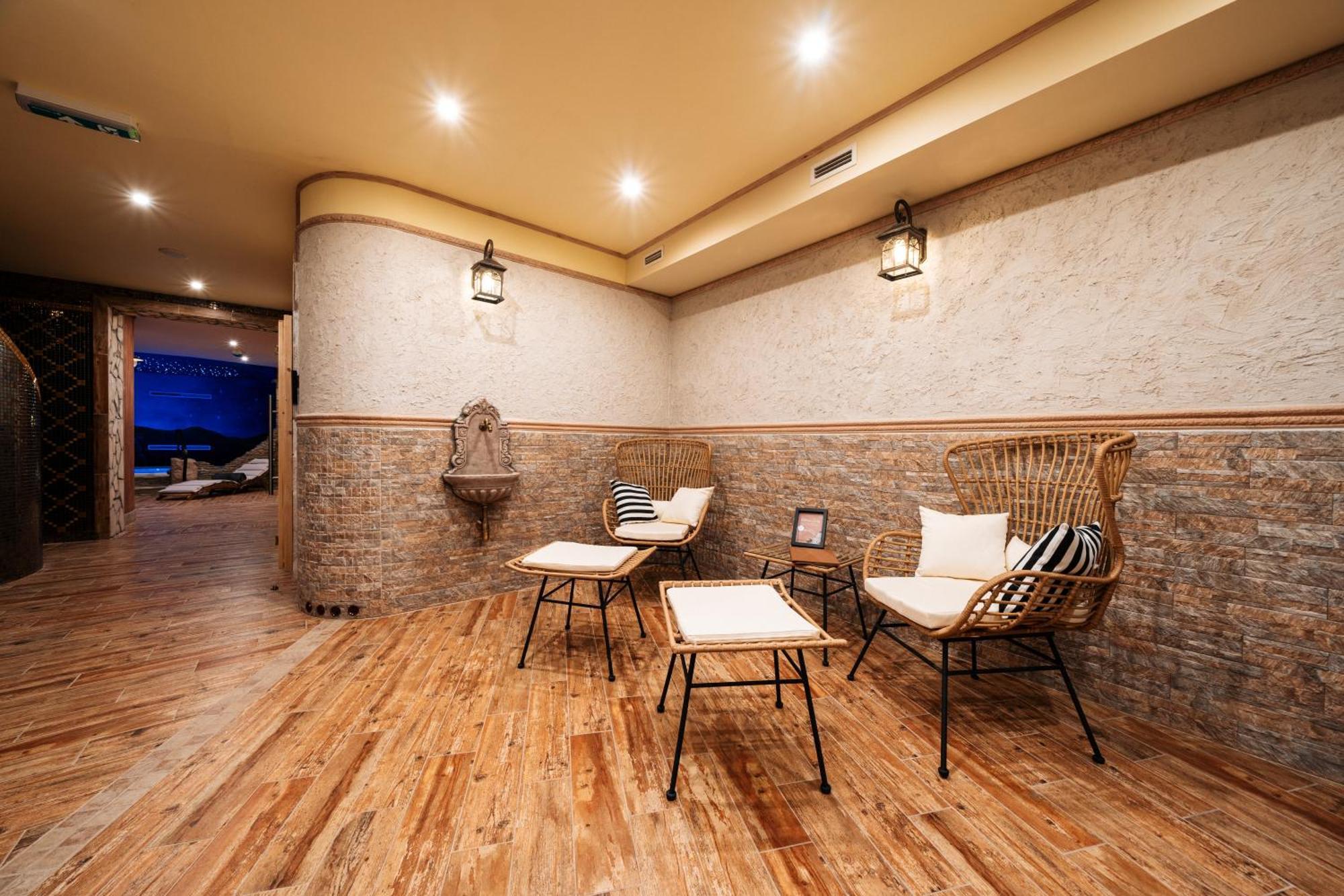 Kastely Grof Zichy Hotel Haniska Luaran gambar
